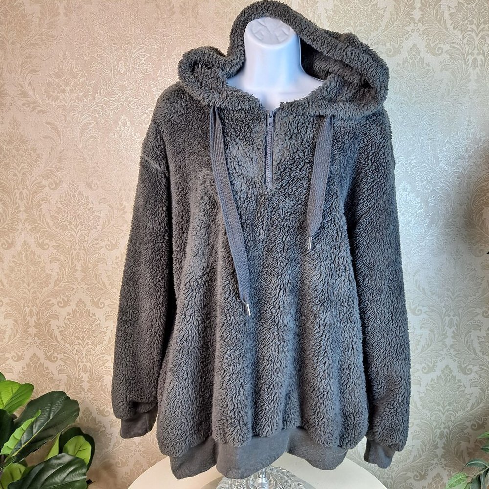 Gray Teddy Bear Hoodie Size Large 1/4 Zip Side Pockets Fuzzy Drawstring Hood EUC